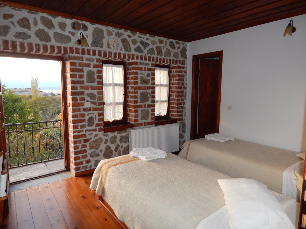 Ξενώνας Αριάδνη - Guesthouse Ariadni Lemos Exterior photo